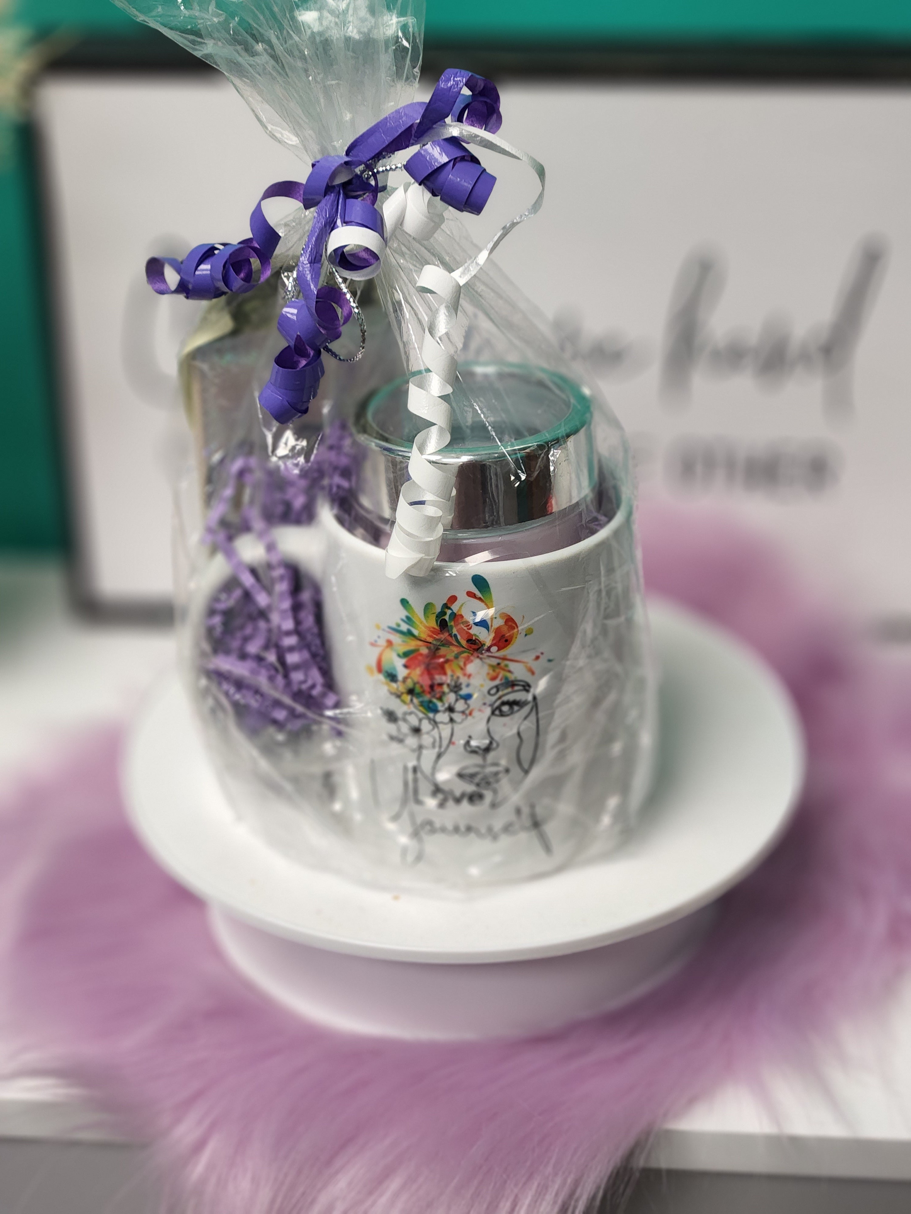 Abundance Gift Set - Mug + Abundance Candle (Free Manicure)