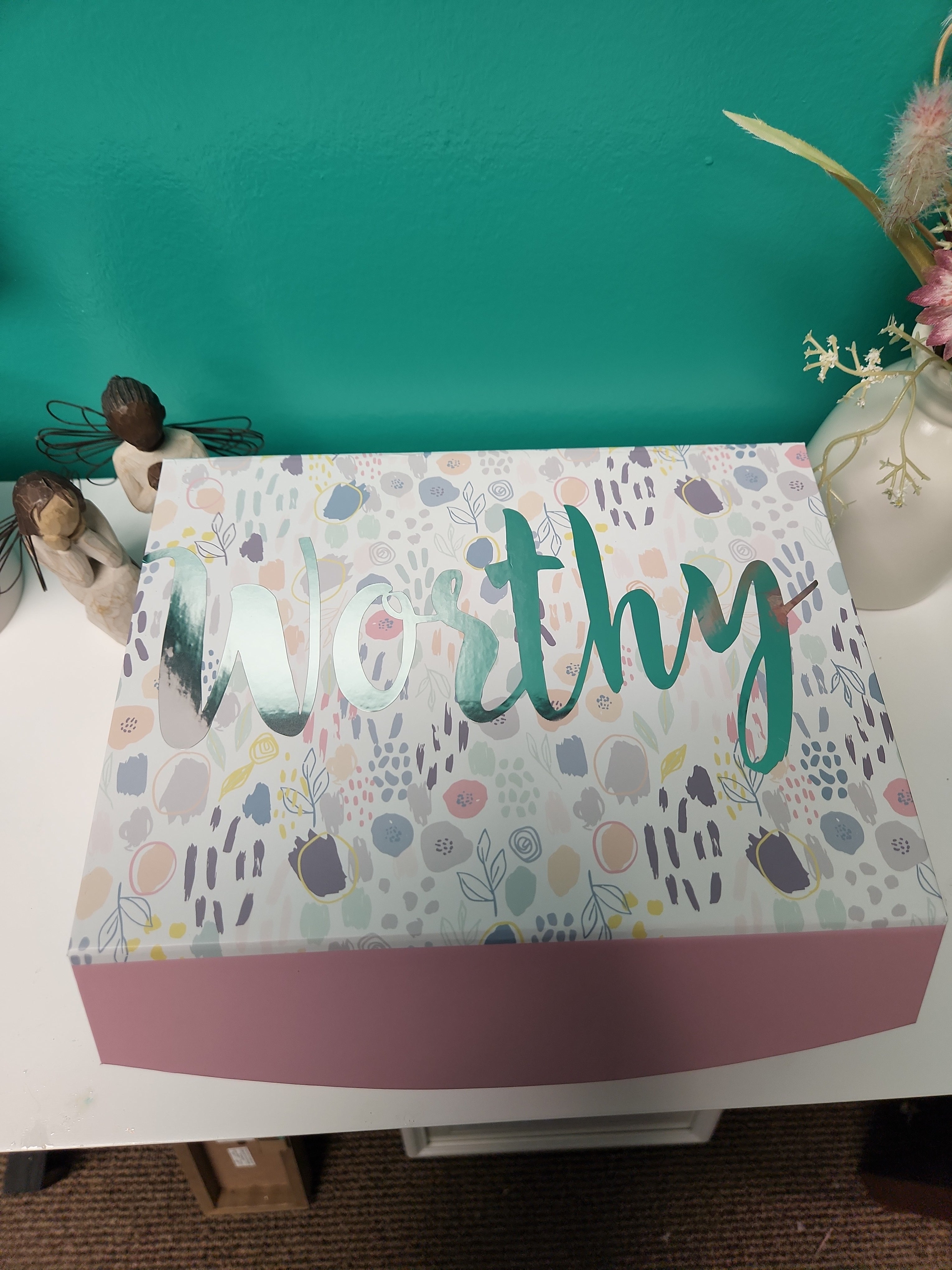 She is Worthy Gift Box